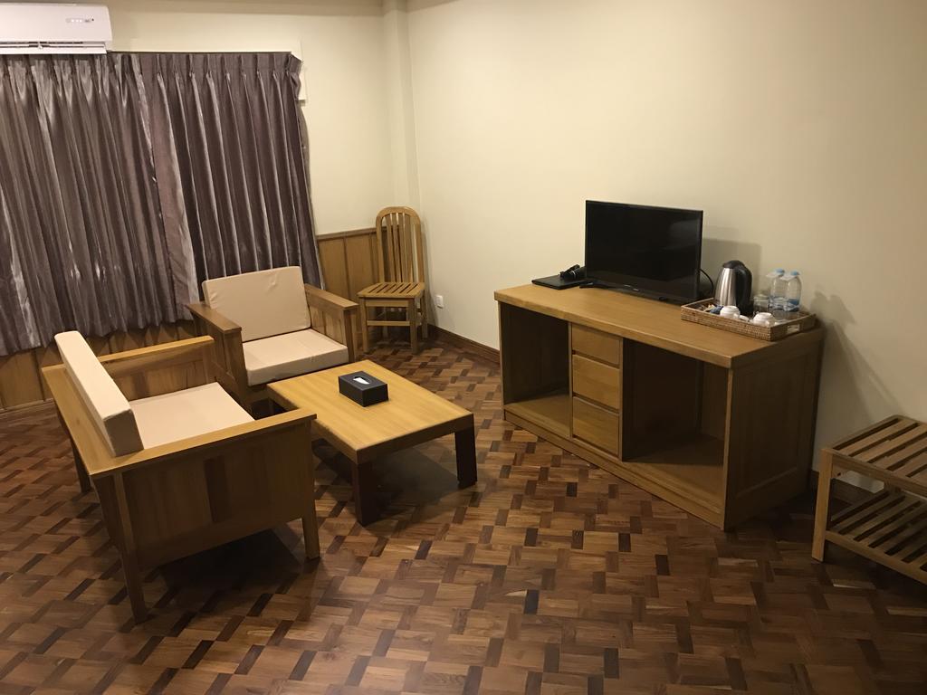 Hotel H Valley Yangon Exterior photo