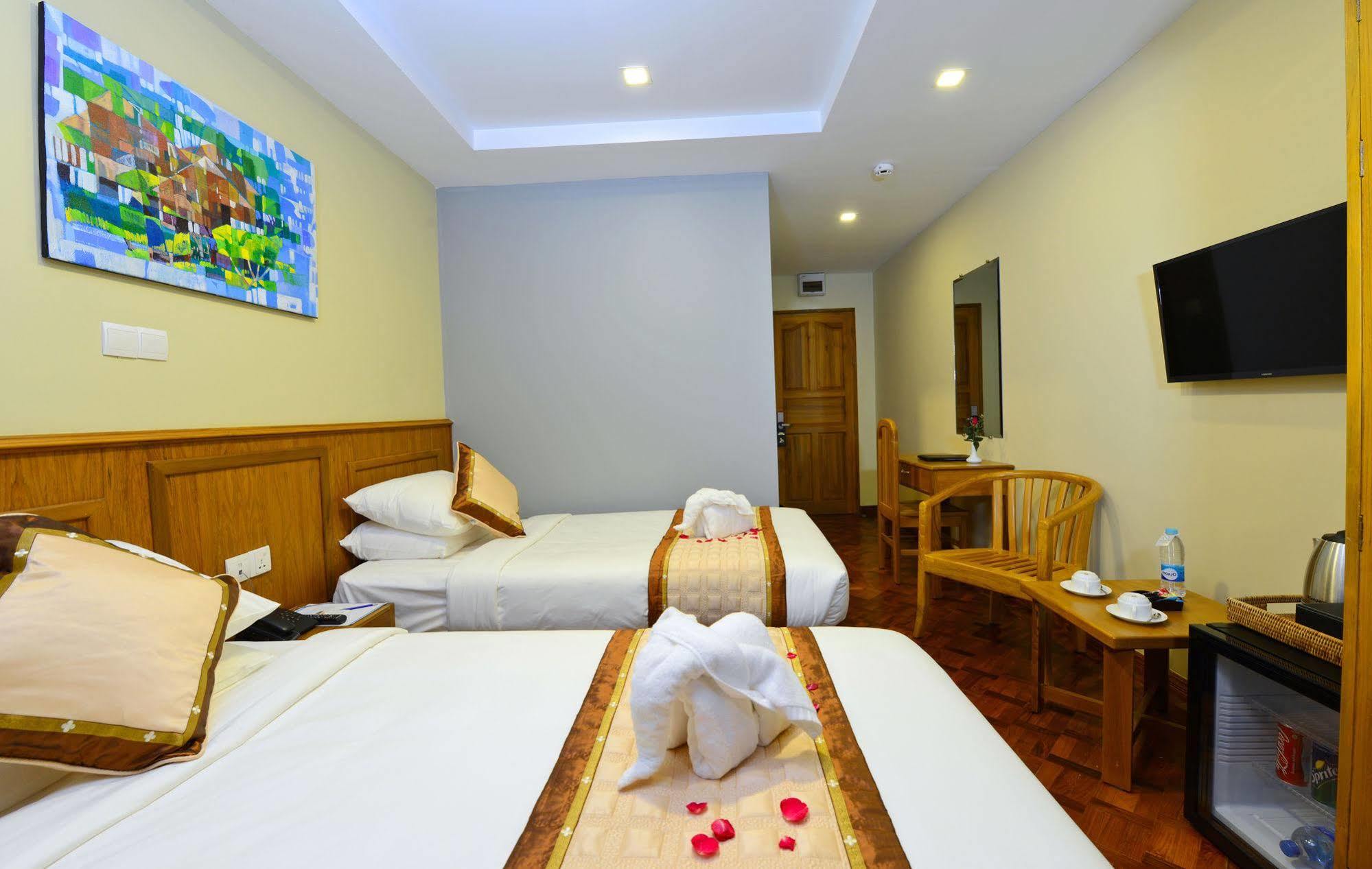 Hotel H Valley Yangon Exterior photo